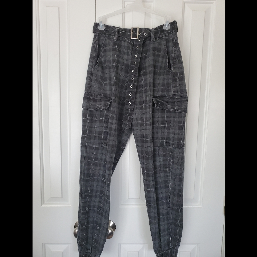 Hot Topic Plaid Cargo Joggers